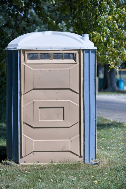 Portable Toilet Options We Offer in Poplar Bluff, MO